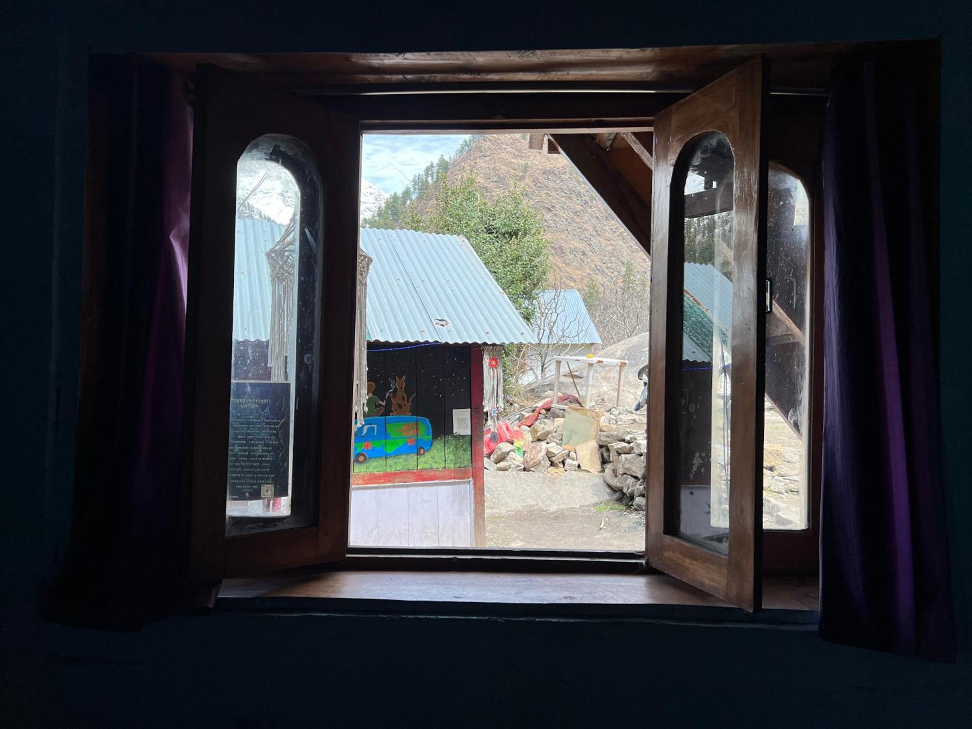 Old Brahma Homestay Kalgha Exterior photo